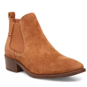 STEVE MADDEN Suede Ankle Booties